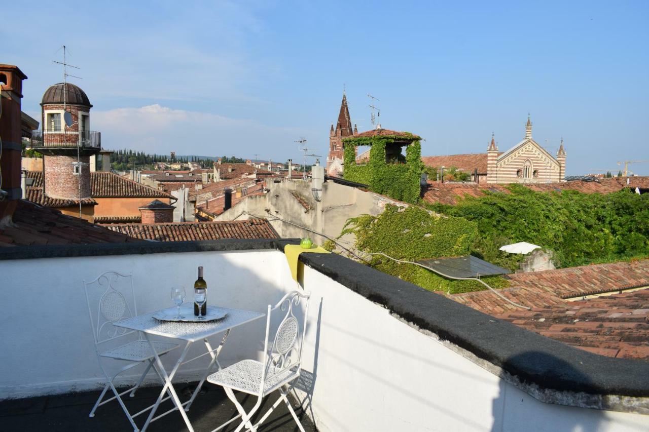 Apartamento La Soffitta Bohemien Verona Exterior foto